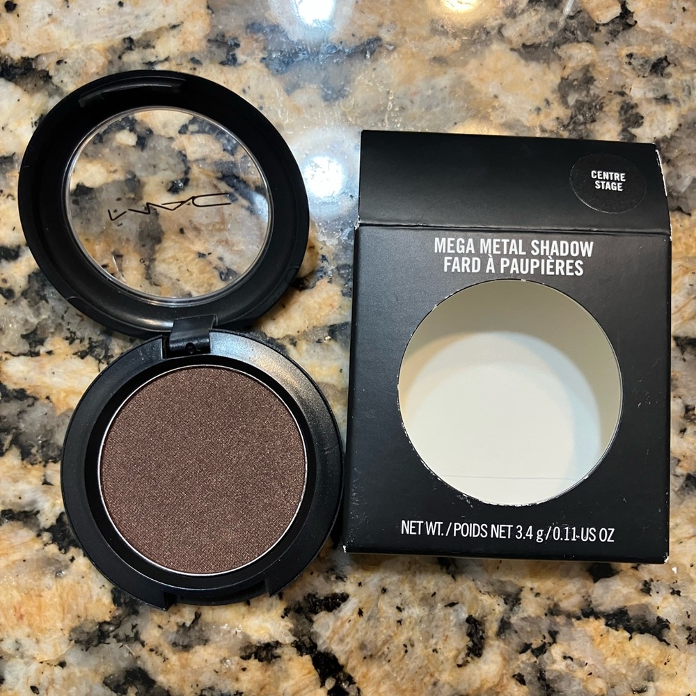 MAC Mega Metal Eyeshadow – “Center Stage” (Discontinued, Limited Edition)